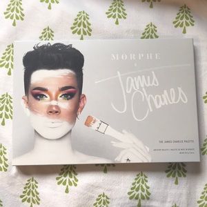 JAMES CHARLES X MORPHE PALETTE